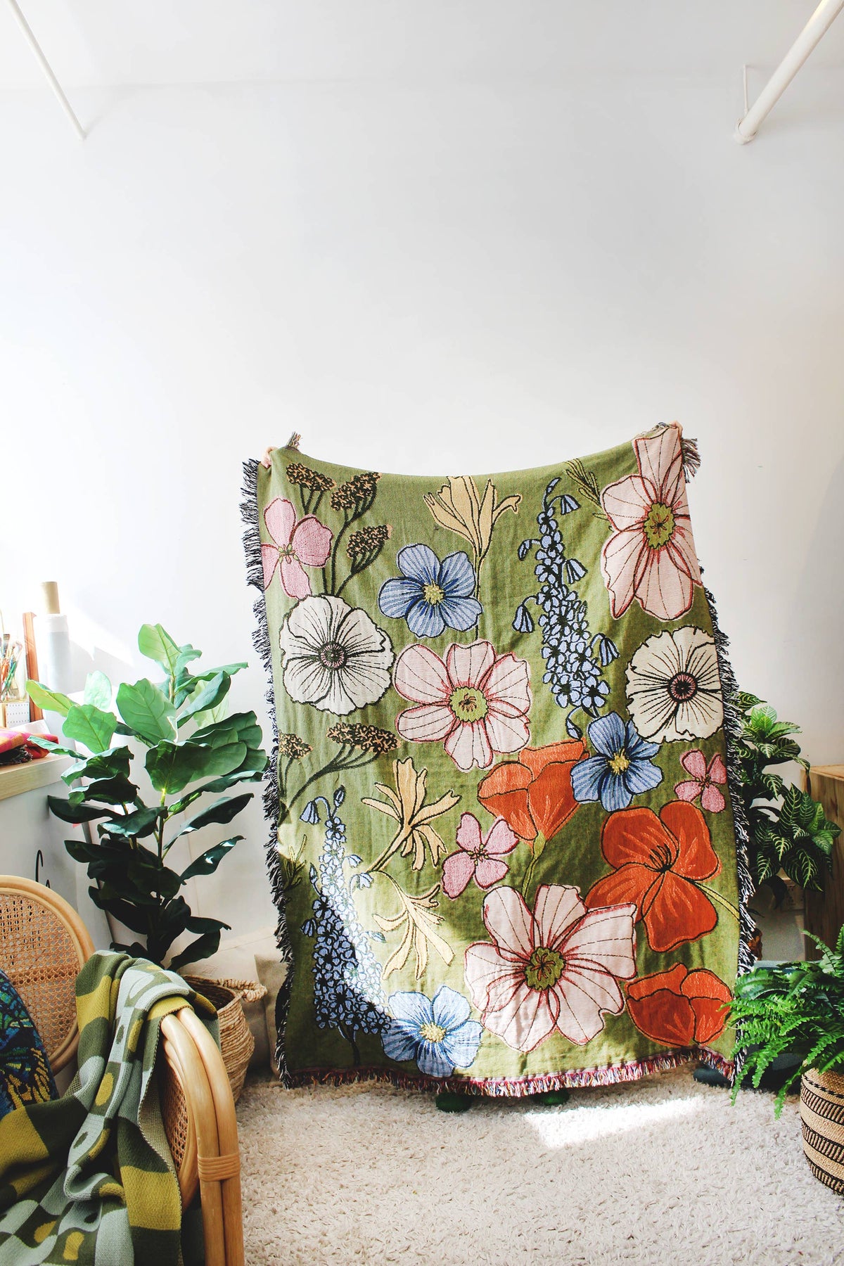 Wild Flowers Tapestry Blanket
