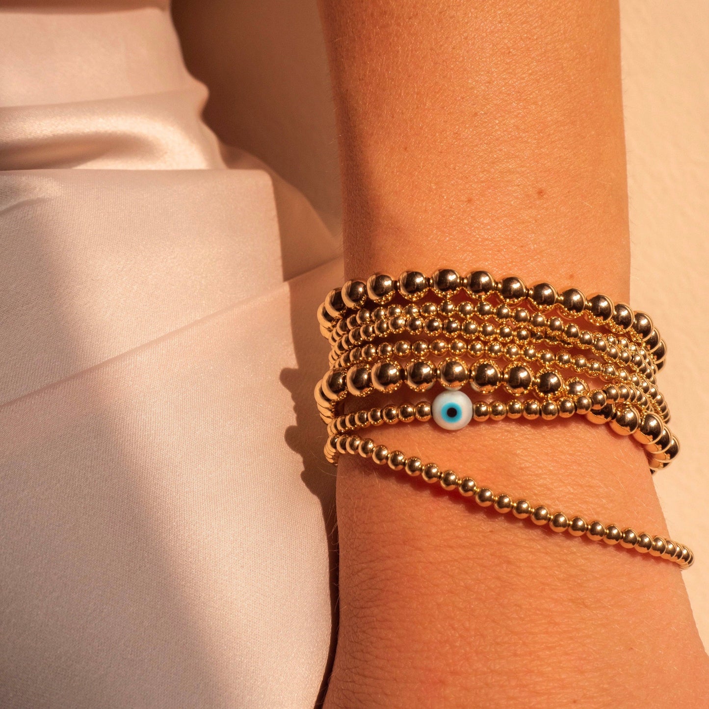 EVIL EYE BEAD BRACELET